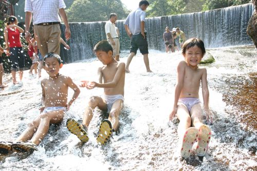避暑－－天台山高山玩水节