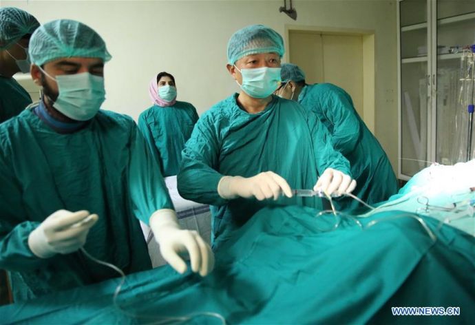 PAKISTAN-LAHORE-CHINESE-CARDIOLOGIST-FEATURE