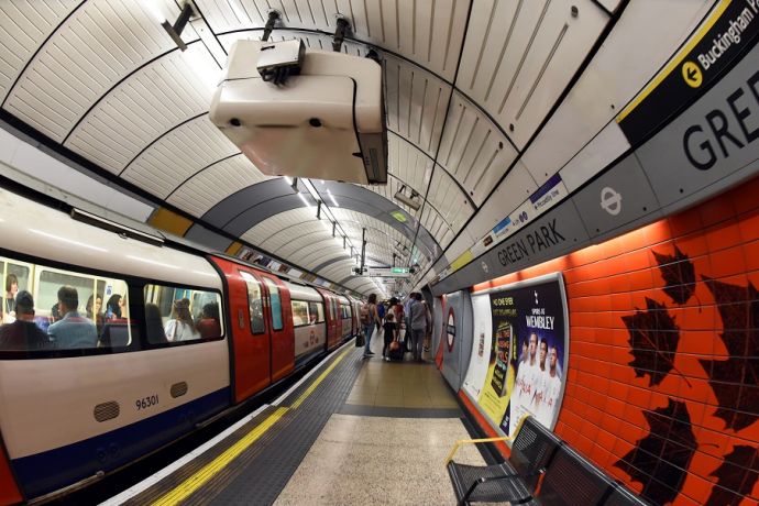 Siemens secures London underground train deal for 1.5 billion euros