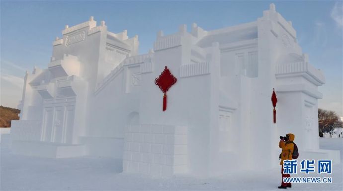 （新华视界）（3）长春净月潭：百余雪雕打造梦幻雪世界